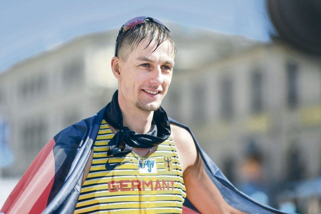 Glücklich nach zweieihalb Stunden voller Qualen in bayerischer Hitze: EM-Silbermedaillengewinner Christopher Linke