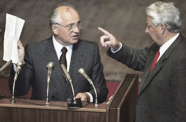 August 23, 1991: Michail Gorbatschow und Boris Jelzin