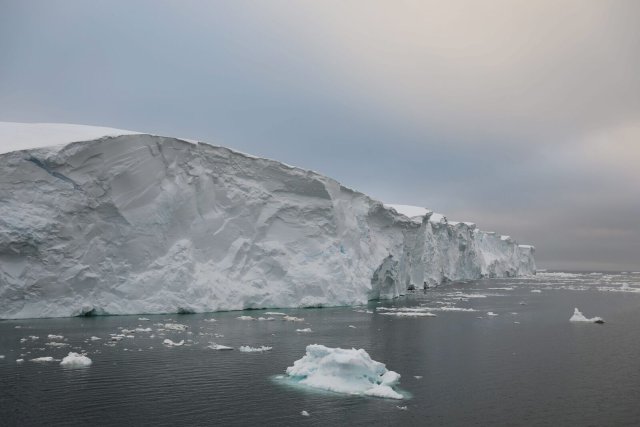Dieser Gletscher ist aufgrund der Klimakrise ein möglicher Auslöser katastrophaler Überschwemmungen.