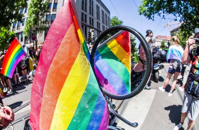 Die Bundesregierung will queere Geflüchtete künftig besser schützen.