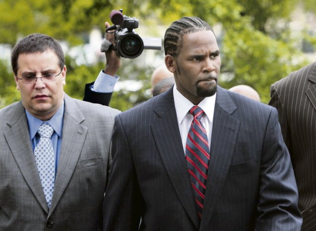 R. Kelly in Chicago vor Gericht: ein verurteilter Sexualstraftäter, der seine Texte praktisch werden ließ