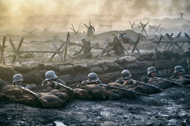 Die Brutalität des Krieges in brutalen Bildern.