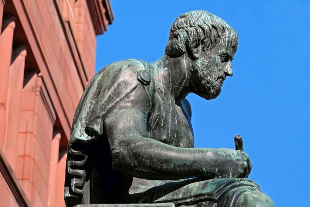 Aristoteles als Vorbild der Geldpolitik?