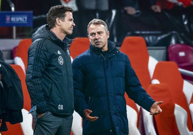 Verlässt Bundestrainer Hansi Flick (r.) nach DFB-Direktor Oliver Bierhoff ebenfalls den Verband?