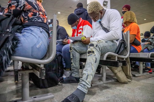 Für nigerianische Studierende, die vor dem Ukraine-Krieg geflohen sind, ist es schwer, eine Aufenthaltserlaubnis in Deutschland zu bekommen.