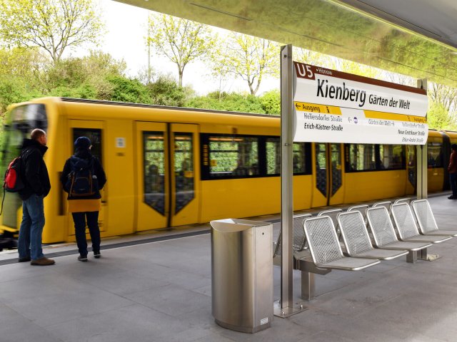 Für die Internationale Gartenausstellung wurde der Bahnhof Kienberg barrierefrei ausgebaut, andernorts auf der U5 wünschen sich das Fahrgäste mit Mobilitätsbeeinträchtigung auch.