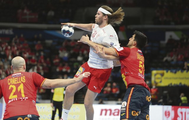 Mikkel Hansen (o.) führte Dänemarks Handballer bereits zu zwei WM-Titeln. Nun strebt er nach einem historischen Hattrick.