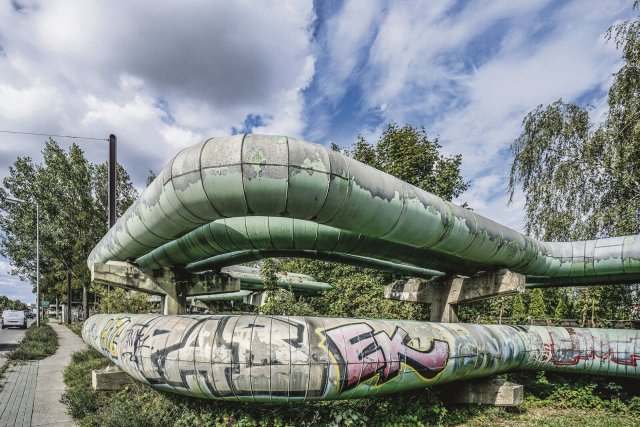 Fernwärmeleitungen in Lichtenberg: Bald könnten diese Rohre, die den Osten Berlins mit Heizungswasser versorgen, dem Land gehören.