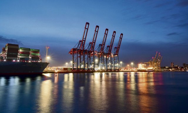 Der Hamburger Hafen ist Deutschlands größter Hafen.