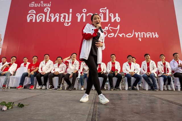 Thailands Oppositionspartei Pheu Thai gilt als Favoritin bei der anstehenden Wahl, Spitzenkandidatin Paetongtarn Shinawatra würde dann Ministerpräsidentin.