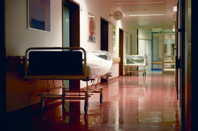 In deutschen Krankenhäusern fehlt es nach wie vor an Personal.