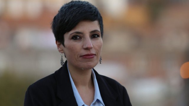 Die kurdische Journalistin Dicle Müftüoğlu sitzt in Haft