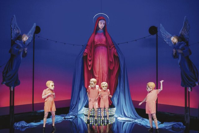 Obskure Bilderflut: Die Wiener Inszenierung von »Die Eingeborenen von Maria Blut« bleibt gänzlich äußerlich.