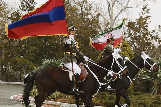 Der Iran pflegt seit dem Ende der Sowjetunion gute Beziehungen zum kleinen Nachbarn Armenien.