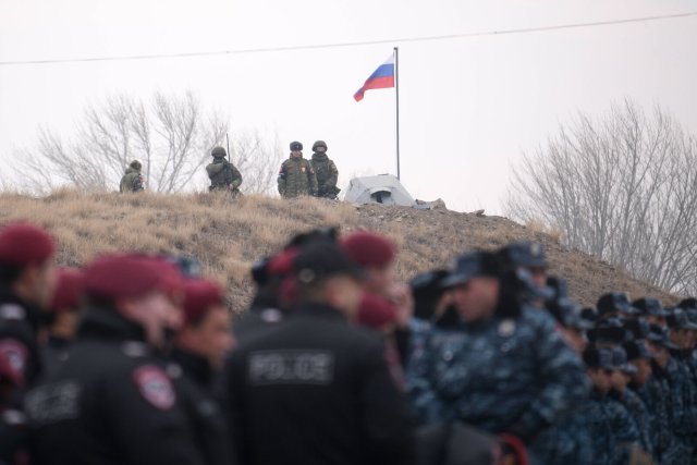 Russland ist in Armenien immer mehr zum Zuschauen verdammt