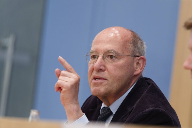 Gregor Gysi wird seine Partei in Karlsruhe bei der Klage gegen die Wahlrechtsreform auch anwaltlich vertreten.