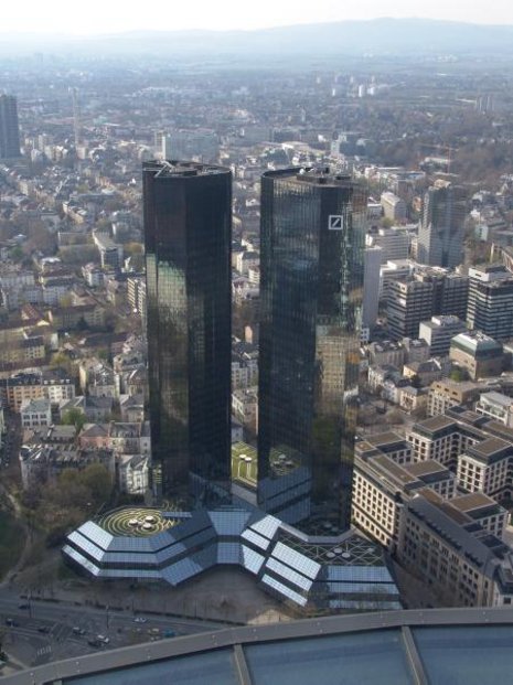 Unter anderem die Deutsche Bank ist im Visier der Steuerfahnder.