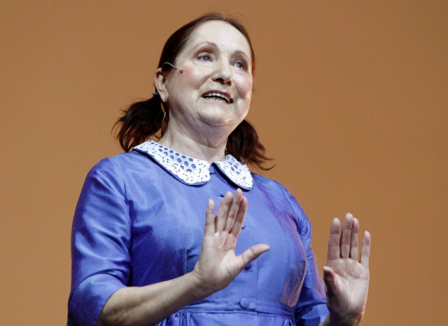 Eine Witztraurige: Margit Bendokat probt eine Szene für »Krankenzimmer Nr. 6« am Deutschen Theater Berlin, 2010.
