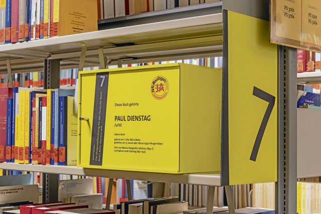 Bücher, die auf zweifelhafte Weise in Sammlungen kamen, findet man in Bibliotheken zuhauf. Die Technische Universität Dresden geht nun offensiv damit um.
