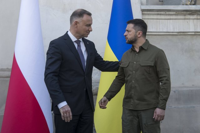 Zu besseren Zeiten: der polnische Präsident Andrzej Dada und sein ukrainischer Amtskollege Wolodymyr Selenskyj. Derzeit sind die Beziehungen zwischen beiden Ländern angespannt.