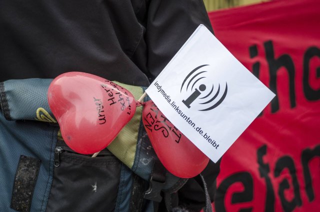 Blieb nur als Archiv und auch das wird kriminalisiert: Forderung bei einer Demonstration in Frankfurt nach dem Verbot von Indymedia Linksunten.