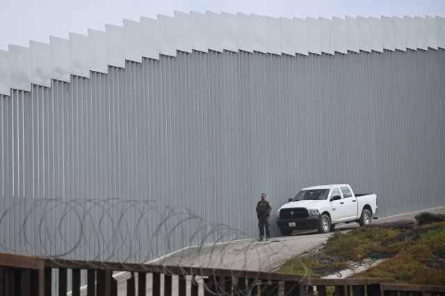 Ausdruck der politischen Ideenlosigkeit und überparteilichen Grausamkeit: Die US-Grenze in Tijuana