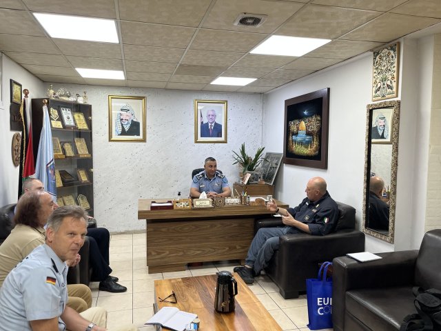 Bundespolizist in der EU-Polizeimission im Westjordanland.
