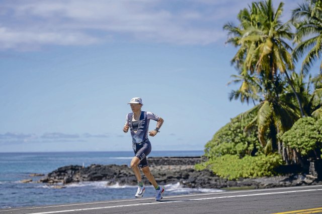 Anne Haug lief mit der schnellsten Marathonzeit der Geschichte auf Hawaii noch von Platz sieben auf den Silberrang vor.
