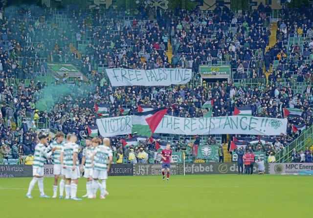 Am Tag des Terrorangriffs auf Israel forderten Ultras von Celtic Glasgow ein »freies Palästina«.