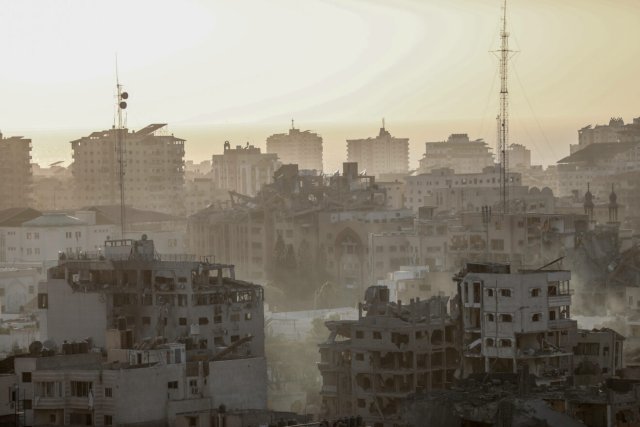 Der Stadtteil Al-Rimal in Gaza nach einem israelischen Luftangriff