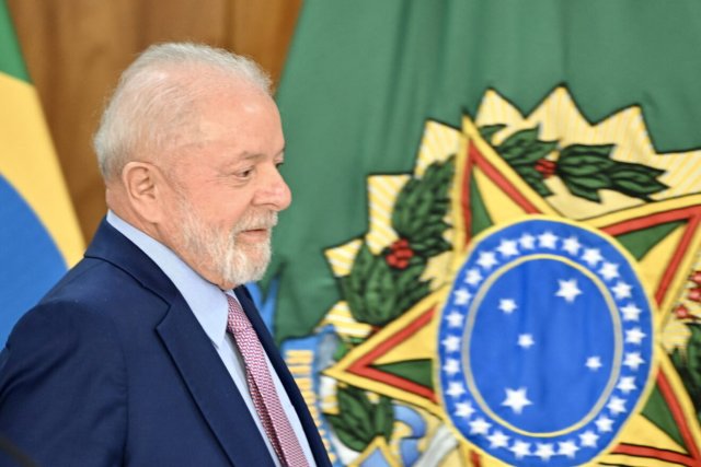 Mit strengeren Regeln für den privaten Waffenbesitz und effektiverer Bekämpfung der organisierten Kriminalität will Brasiliens Präsident Lula den Einfluss der Waffenlobby zurückdrängen.