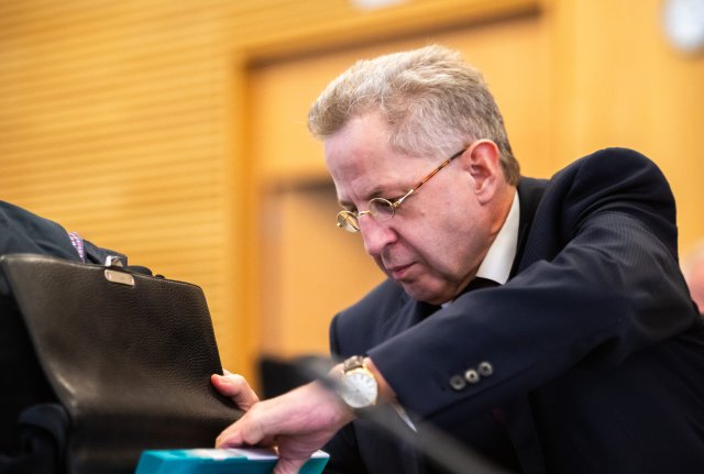 Als AfD-Zeuge bei einem Untersuchungsausschuss in Thüringen war Maaßen nicht zu gebrauchen. Nicht nur wegen seines dortigen Skandals sollte er selbst im Fokus eines solchen Kontrollinstrumentes im Bundestag stehen.