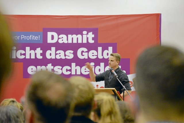 Von Schwarz-Rot nichts erwartet und trotzdem enttäuscht: Linke-Landeschef Maximilian Schirmer beim Parteitag.