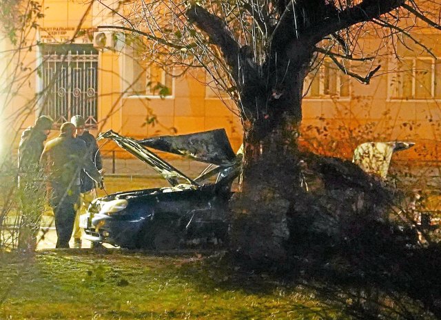Tatort Luhansk: Stunden bevor Illja Kywa bei Moskau ermordet wurde, kam Oleh Popow durch eine Autobombe ums Leben.