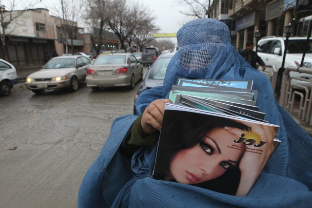 Auch vor der Machtübernahme der Taliban haben manche Frauen in Kabul Burka getragen.