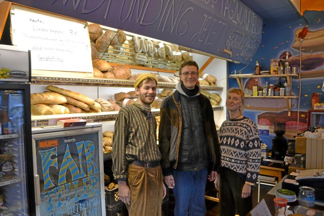 »Bei uns soll jeder in den Genuss kommen« - Pepe Kirchhoff (links) und zwei seiner Mitstreiter vom Kunstcafé »Tag2wo« in Dresden.