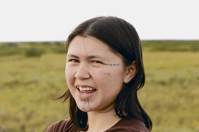 Die 18-jährige Qapqan Patkotak lebt in Utqiaġvik, im Norden Alaskas und gehört zu der Volksgruppe der Iñupiat.