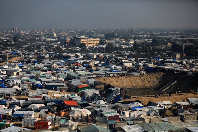 Blick auf ein provisorisches Lager in der Stadt Rafah im südlichen Gaza-Streifen.