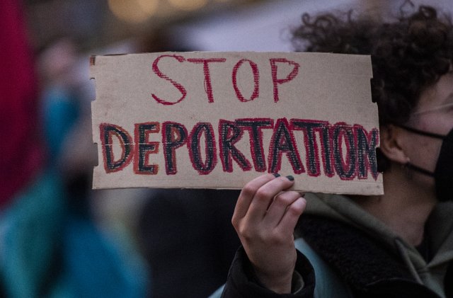 Klare Botschaft: Stop Deportation