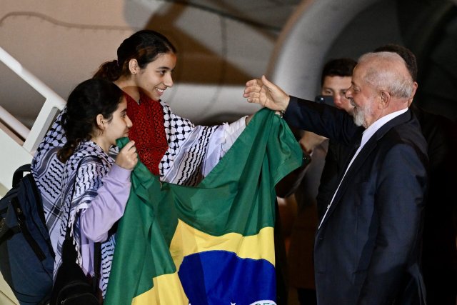 Nach Beginn der israelischen Offensive ließ Präsident Lula brasi...