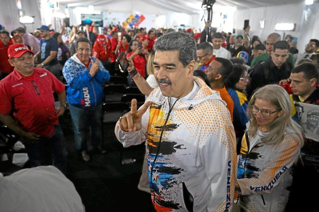 Venezuelas Präsident Nicolás Maduro gibt sich siegesssicher, nac...
