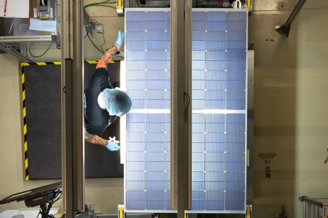 Ein Bild fürs Archiv: Die Produktion von Solarmodulen im sächsischen Freiberg wird beendet.