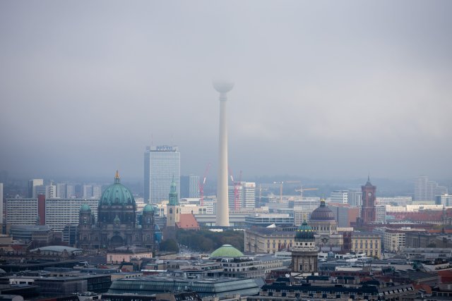 Manche Berliner werden sich an die würzig riechenden Rauchschwaden noch gewöhnen müssen.