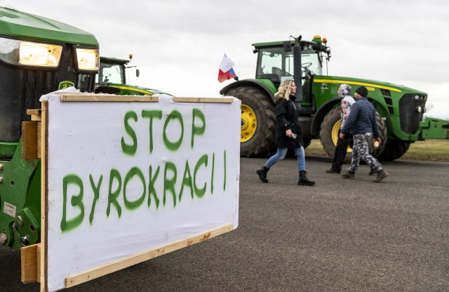 Bei den letzten Bauernprotesten machten viele tschechische Landwirte ihren Unmut über die Brüsseler Bürokratie Luft. Viele Menschen im Land teilen die europakritische Einstellung.