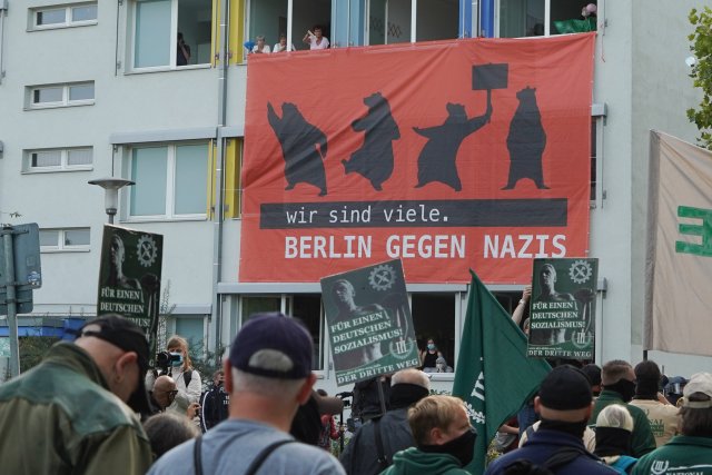 Die rechtsextreme Kleinpartei »Dritter Weg« ist vor allem im Osten Berlins aktiv – mittlerweile anscheinend auch vor Schulen.