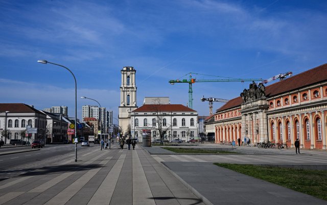 Der wiederaufgebaute Turm der Garnisonkirche in Potsdam soll ein Zentrum der Versöhnung sein.