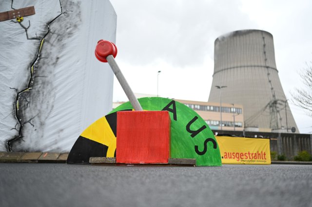 Vor einem Jahr wurden die letzten drei Atomkraftwerke in Deutsch...