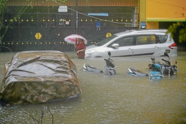 Eine der jüngsten hydrologischen Katastrophen: Überschwemmung in der indischen Millionenstadt Chennai Anfang Dezember