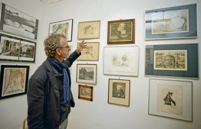 Museumsdirektor Peter Böthig im Dezember 2015 in seinem Element