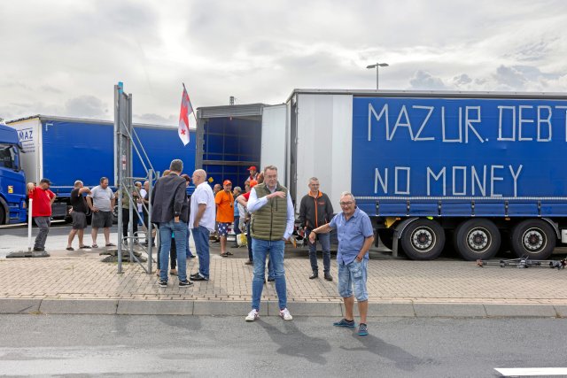 Nach einem erbitterten Streik setzten sich Lkw-Fahrer in Gräfenhausen gegen Mazur durch.